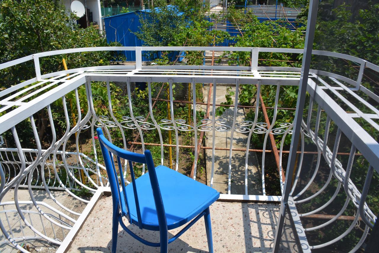 Friends House Hotel Kʼutʼaisi Exterior foto