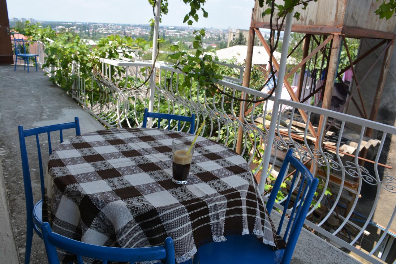 Friends House Hotel Kʼutʼaisi Exterior foto
